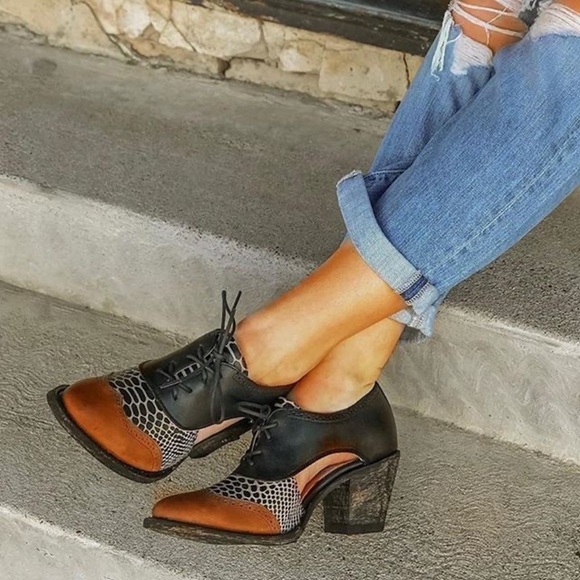 Miss Macie Wing & A Prayer Booties Size 7.5 - Picture 10 of 11